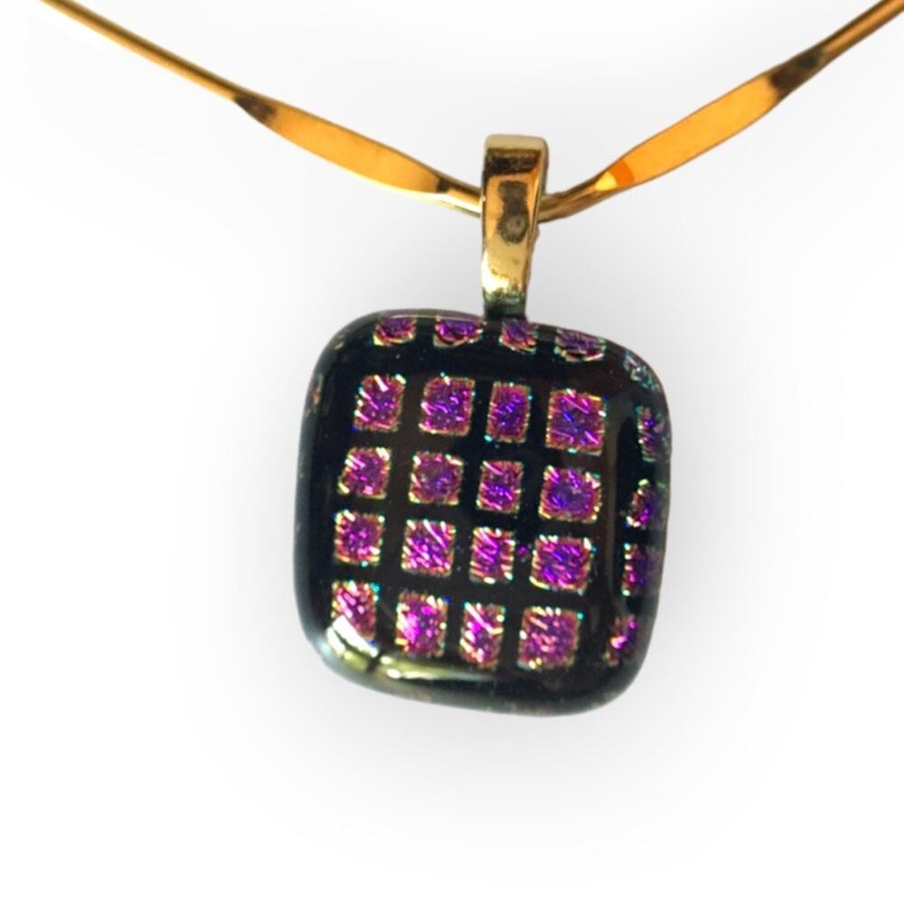 Stunning black and magenta art glass pendant, golden collar necklace
